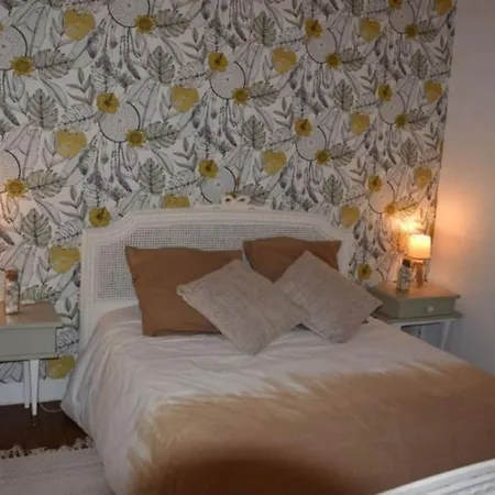 Maison En Bord De Rance Holiday home Pleudihen-sur-Rance